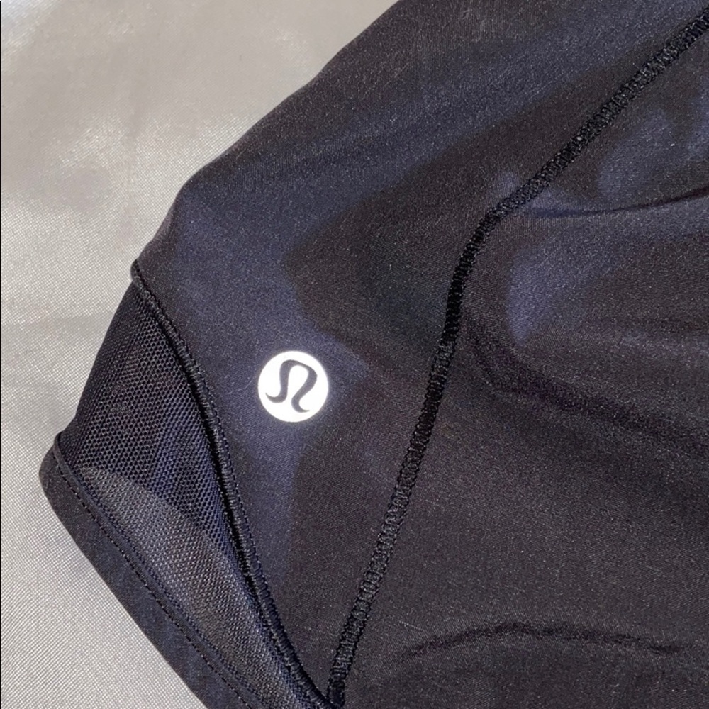 Running shorts - Picture 3 of 8